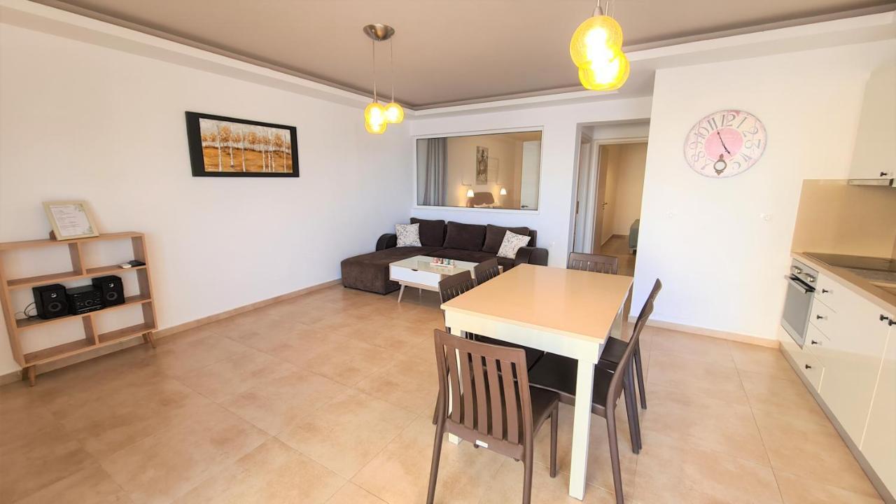 Bella Mare Luxury Apartments Kalamaki  Exterior foto