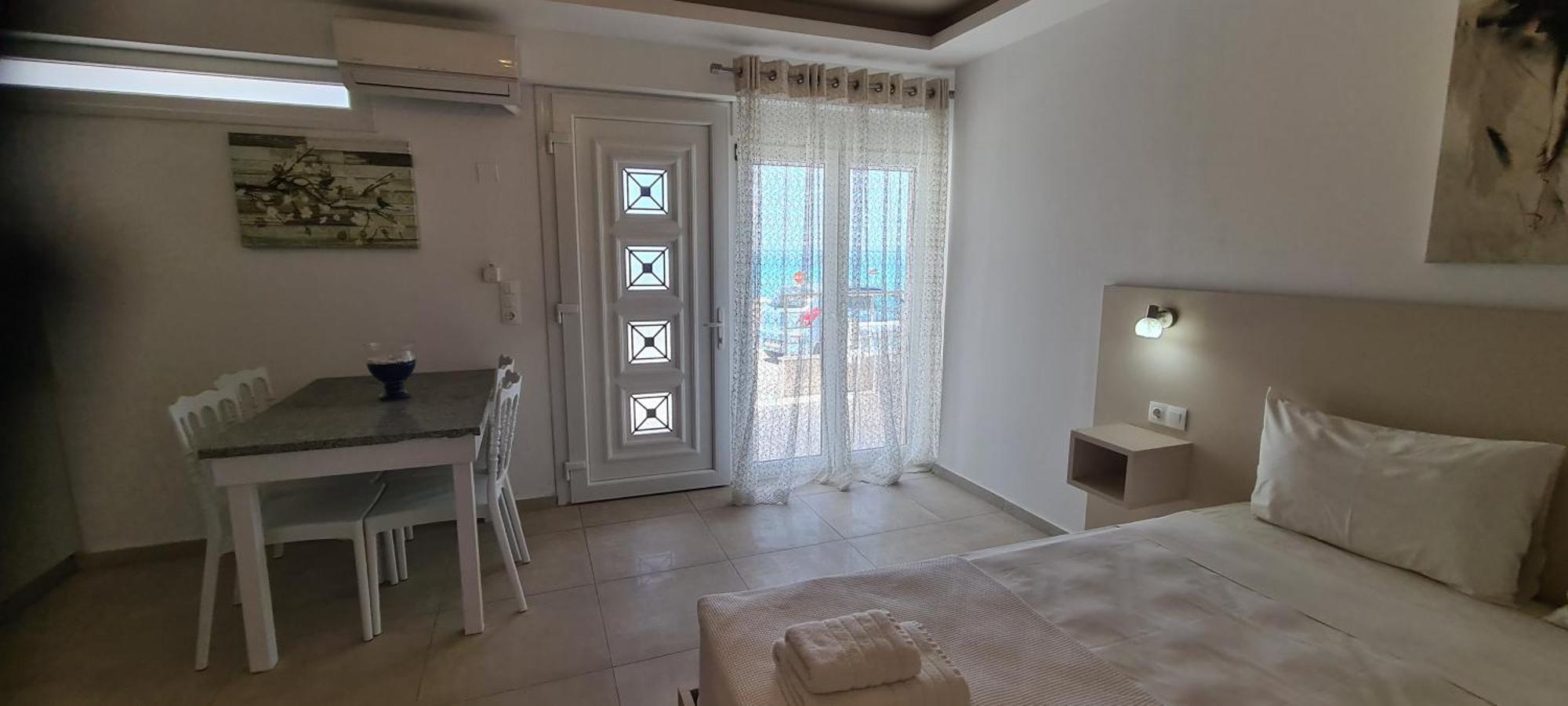 Bella Mare Luxury Apartments Kalamaki  Exterior foto