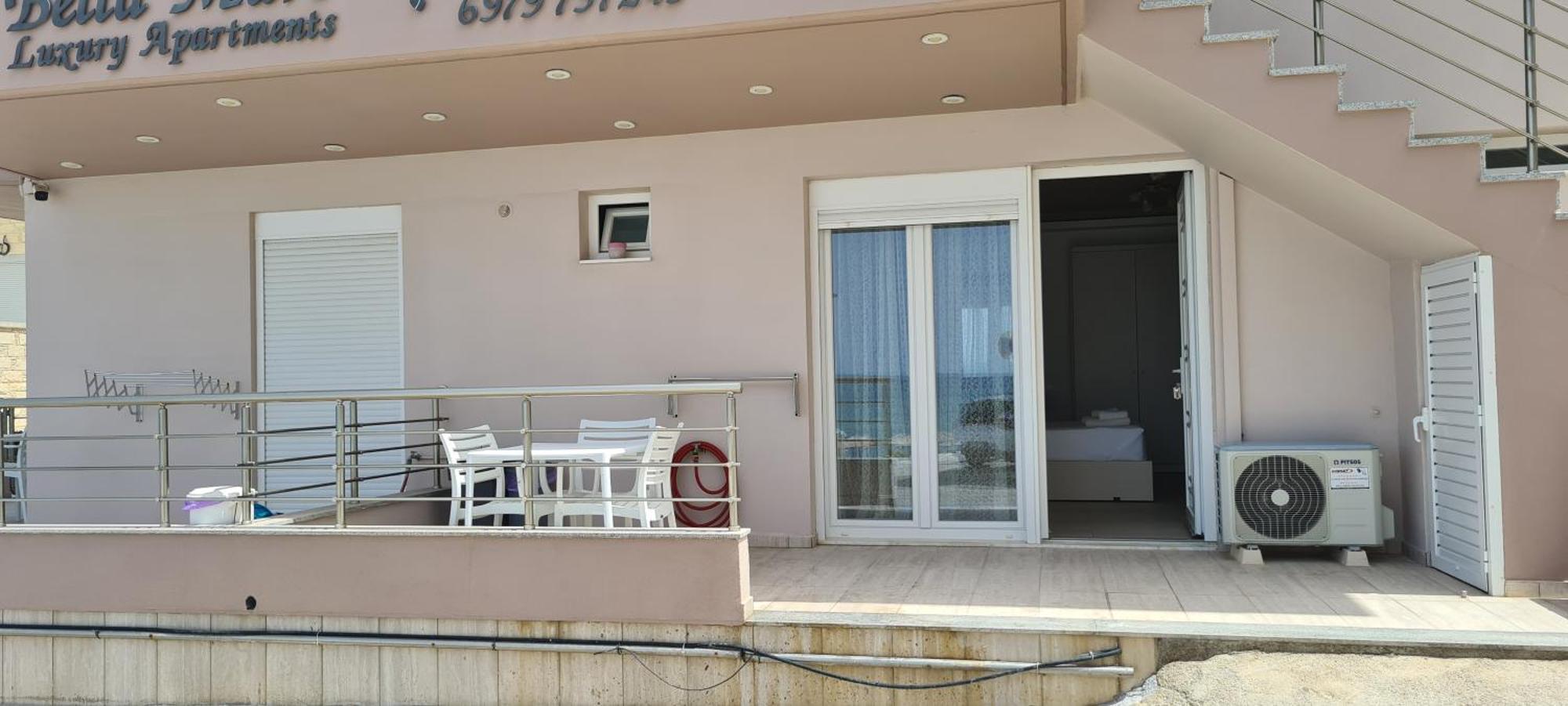 Bella Mare Luxury Apartments Kalamaki  Exterior foto
