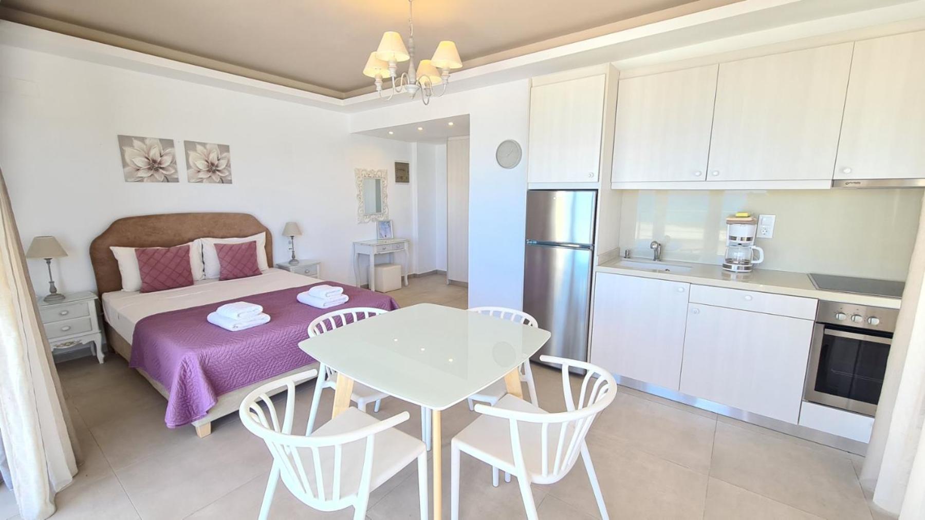 Bella Mare Luxury Apartments Kalamaki  Exterior foto